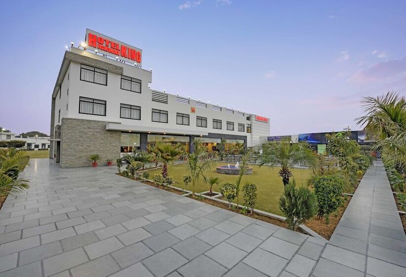 استراحتگاه Highway King Bagru