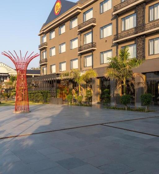 استراحتگاه Highway King Bagru