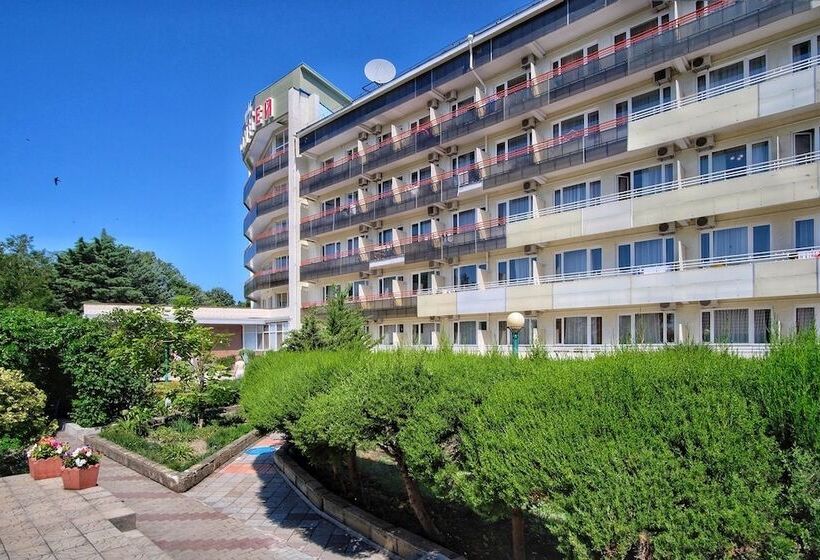 Azimut Hotel Prometey Nebug Tuapse