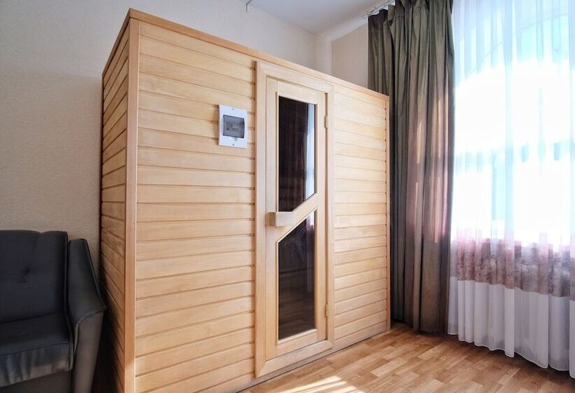 Azimut Hotel Prometey Nebug Tuapse