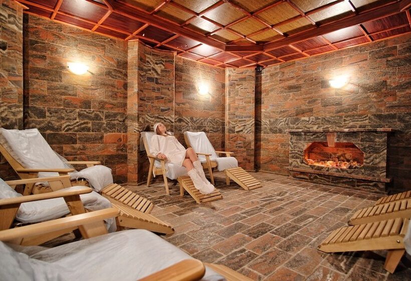 Azimut Hotel Prometey Nebug Tuapse