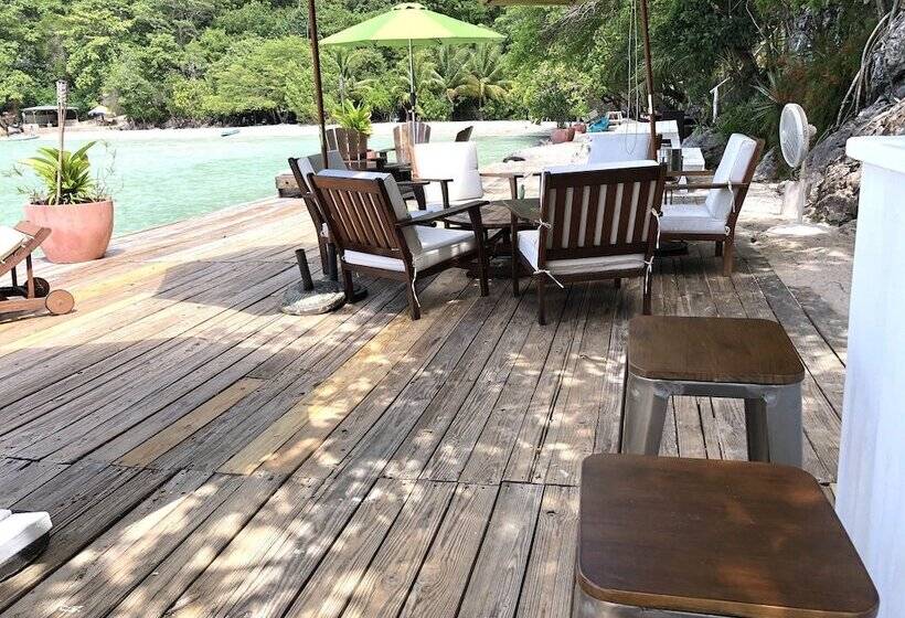 تختخواب و صبحانه Chez Max, Cadras Haiti