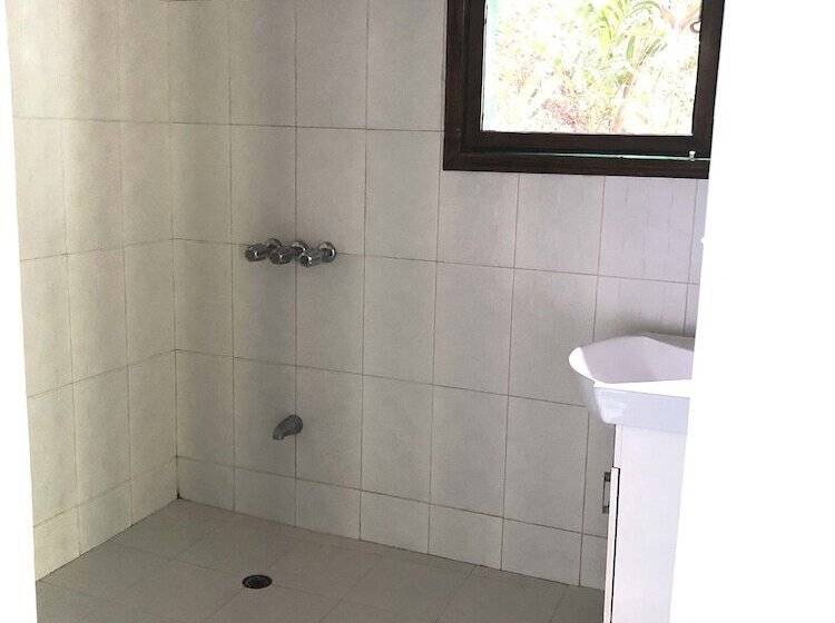 تختخواب و صبحانه Chez Max, Cadras Haiti