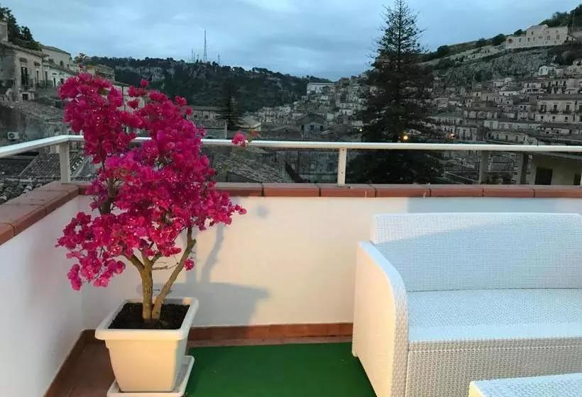 Holiday Rooms Portale Pirrera