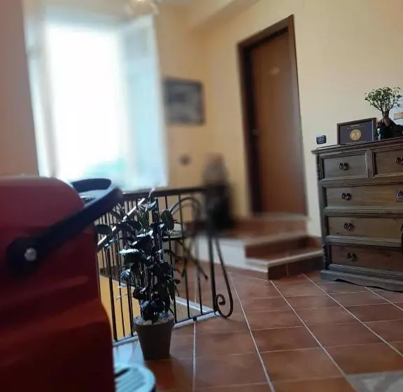 Holiday Rooms Portale Pirrera