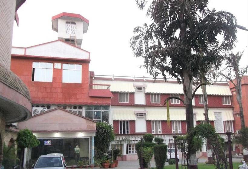 בית מלון כפרי Bobina