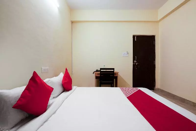ホテル Deepansh Plaza By Oyo Rooms