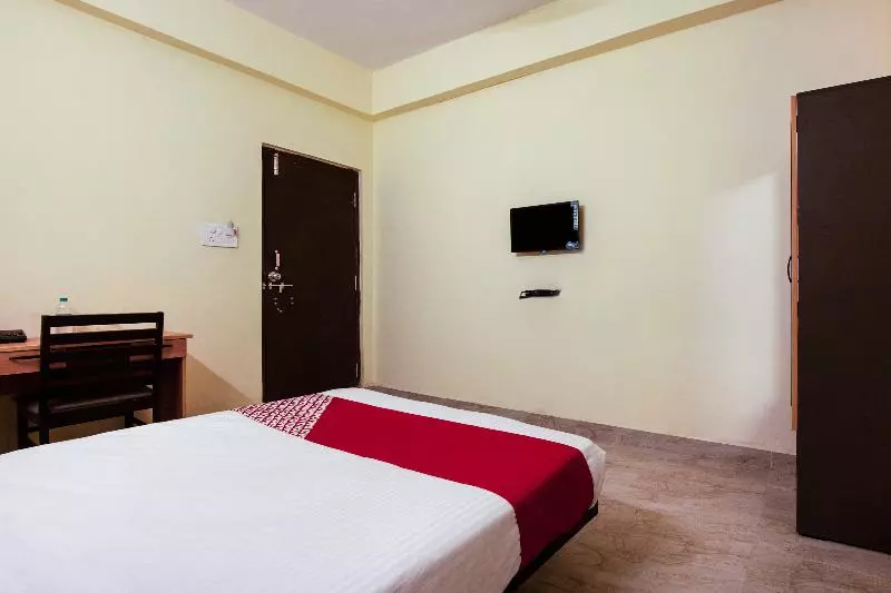 ホテル Deepansh Plaza By Oyo Rooms