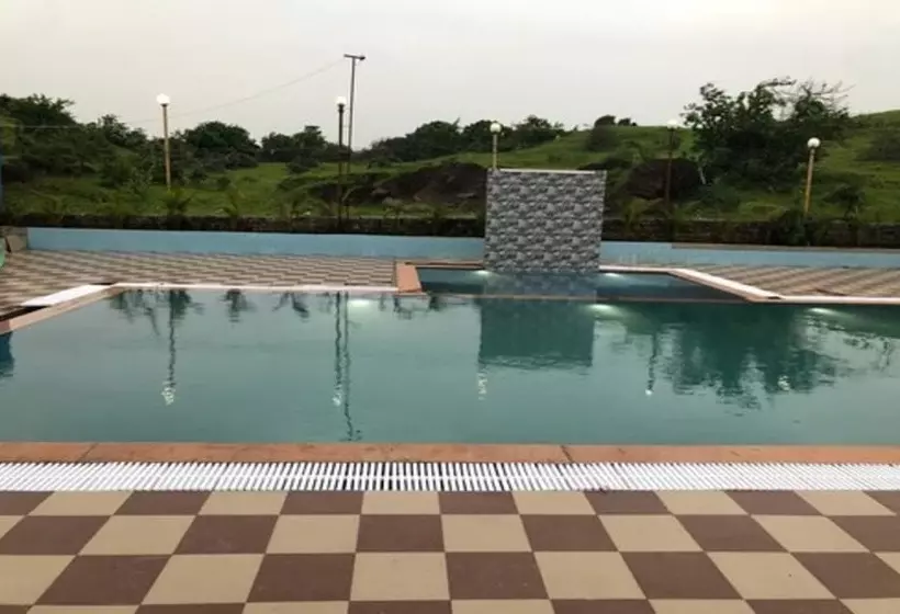 ホテル Fun N Food