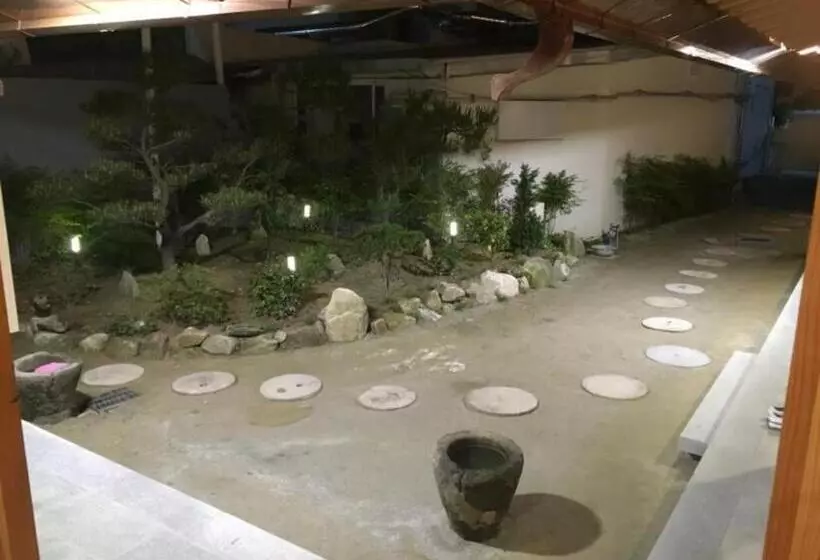 Hotelli Nabijam Hanok