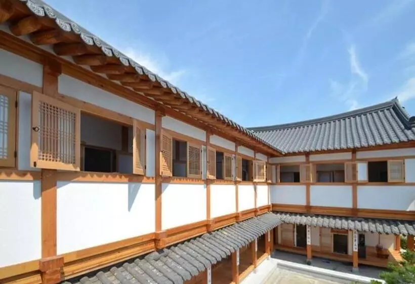 Hotelli Nabijam Hanok