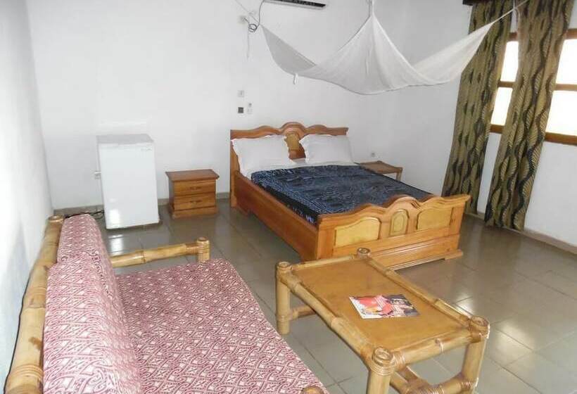 Отель Tsaben Beach