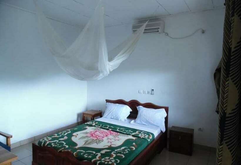 Отель Tsaben Beach