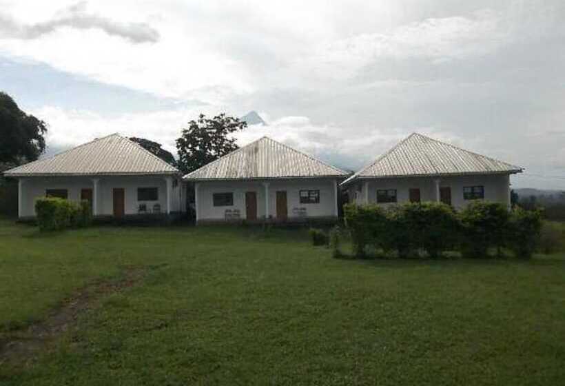 Отель Tsaben Beach