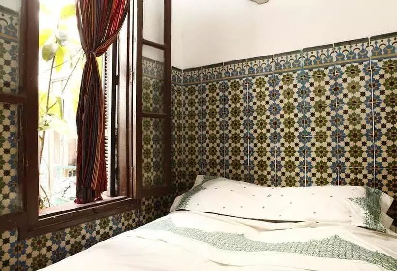 ریاض Dar Sarsar Artistic Music