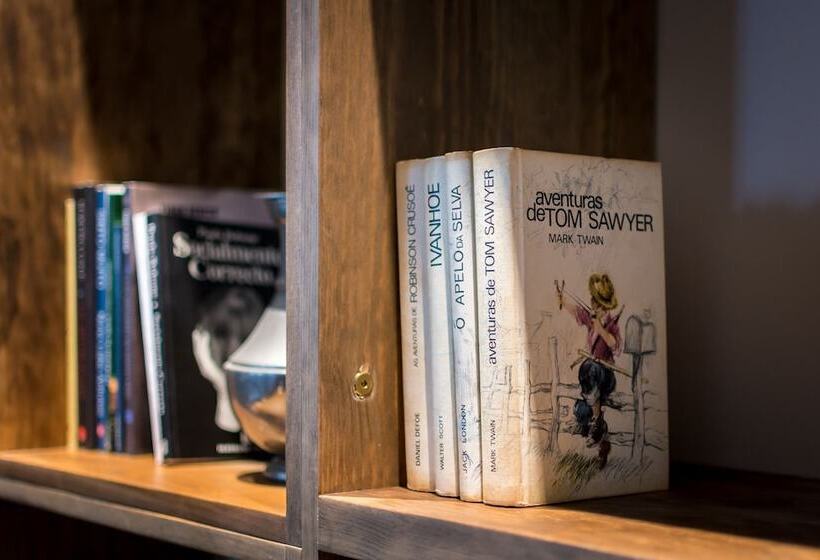 민박 Casa Das Muralhas