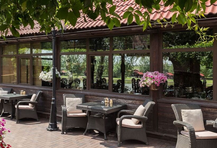 Fish Point Family Resort