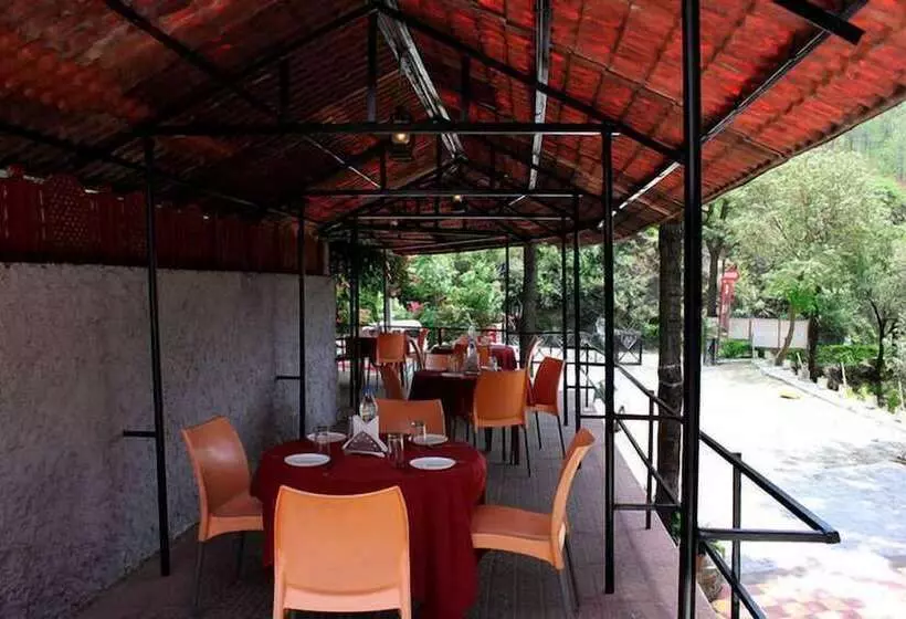 Hotelli Adb Rooms Falcon Crest