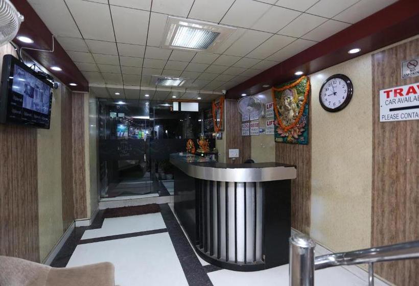 בית מלון כפרי Lajja Palace