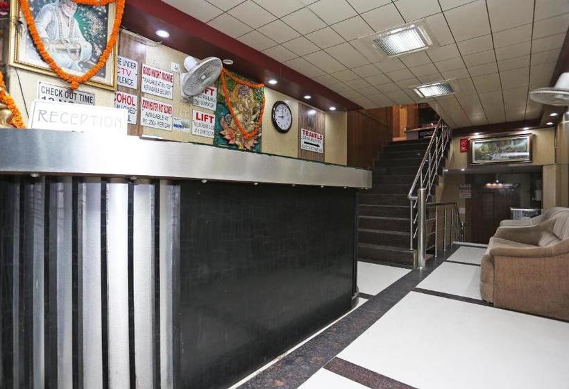 בית מלון כפרי Lajja Palace