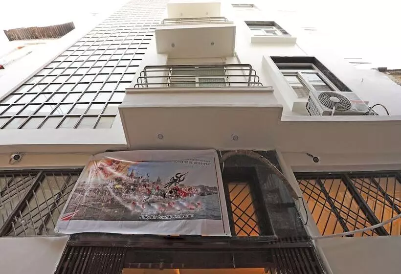 هتل Sada Shiv Guest House