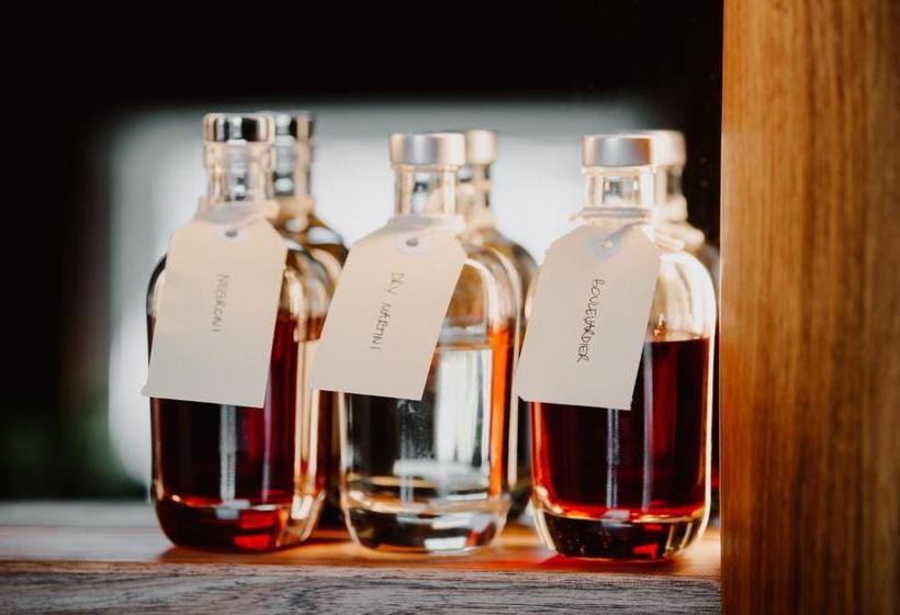 هتل Stillwater Seven