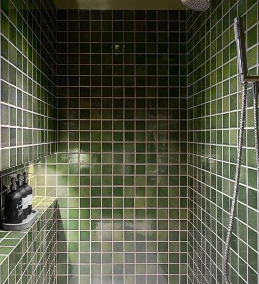 هتل Stillwater Seven