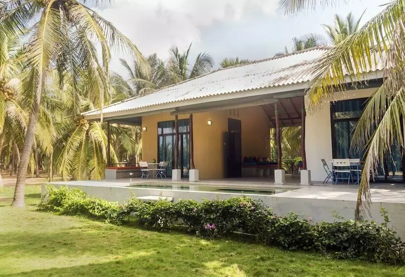 ホテル Sulanga Villa
