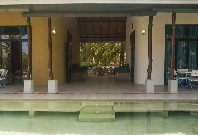 ホテル Sulanga Villa