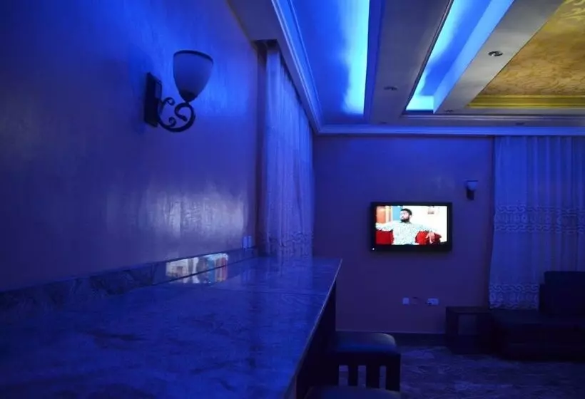 پانسیون House X