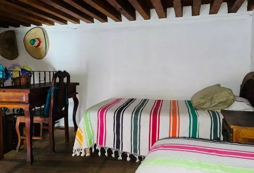 تختخواب و صبحانه Casa De Pita