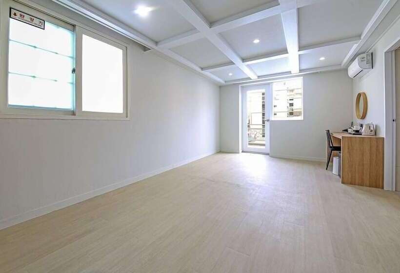 Geoje Dongbeck Hotel Gohyeon