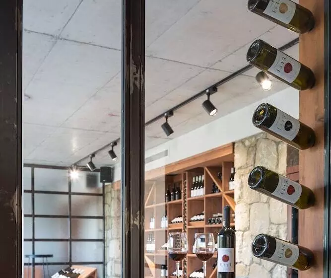 Gillham Vineyard Hotel   Adults Only