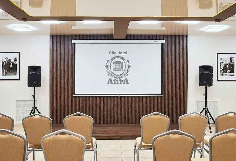 Hotelli Aura City