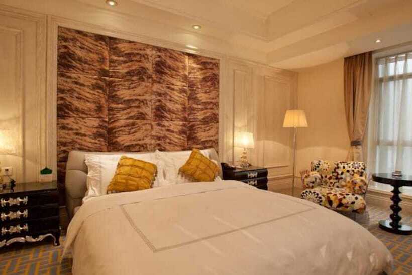 Hotel Complex International