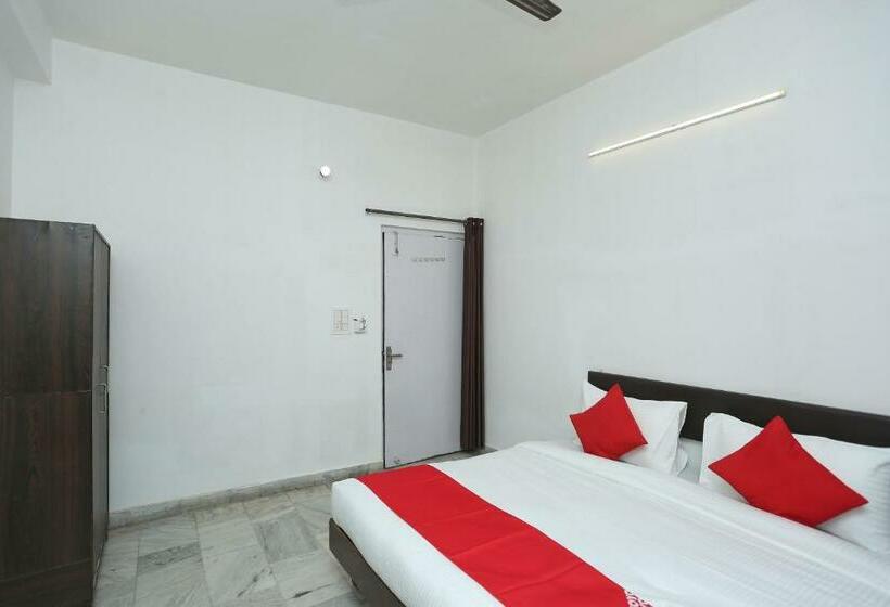 בית מלון כפרי O Raghav