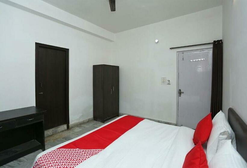 בית מלון כפרי O Raghav