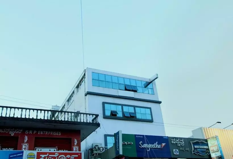 ホテル Soans Comforts By Oyo Rooms