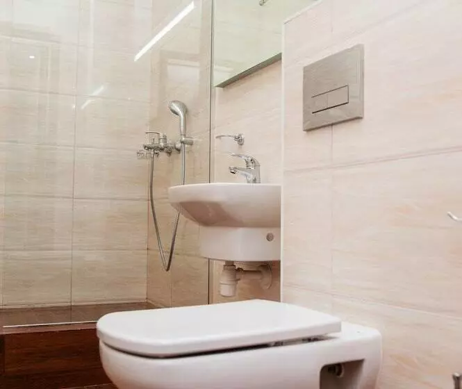 Modern History Apartments