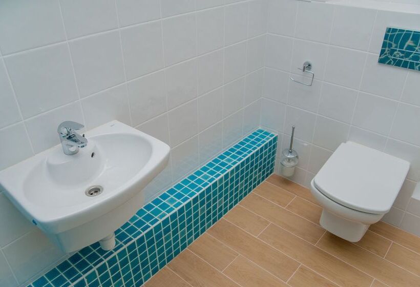 Modern History Apartments