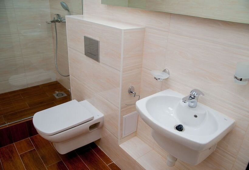 Modern History Apartments