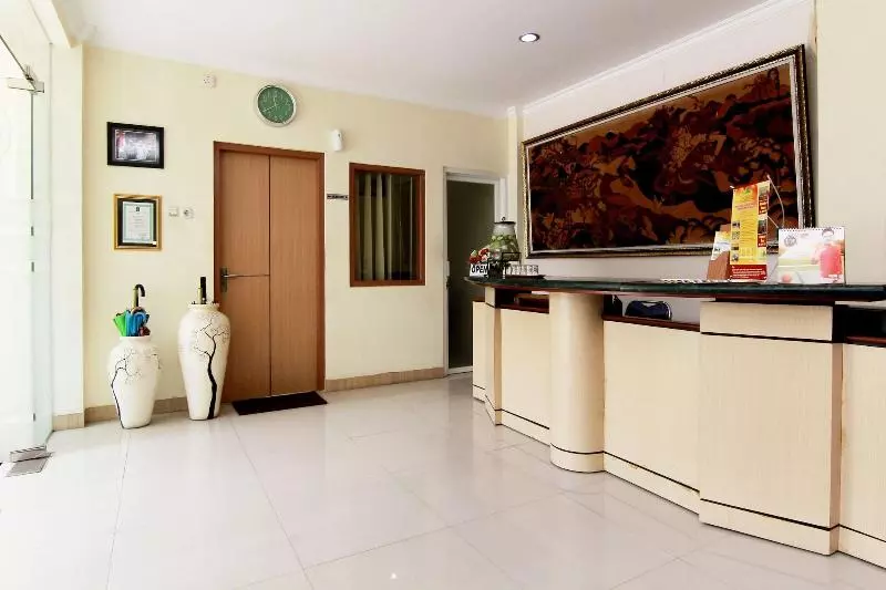 ペンション Masrilink's Guest House