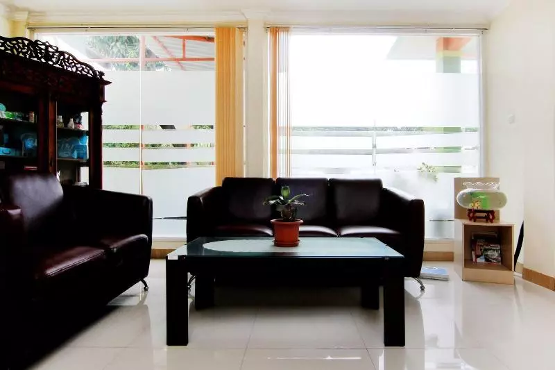ペンション Masrilink's Guest House