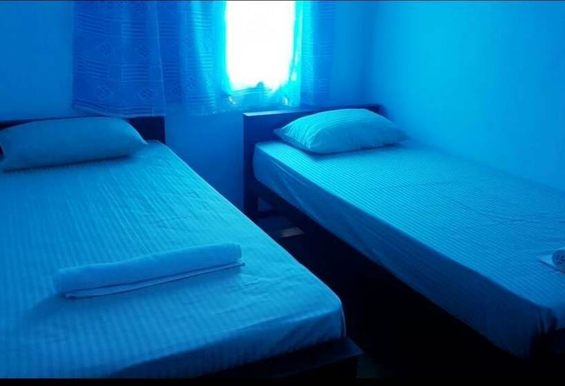 פנסיון Spl Inn