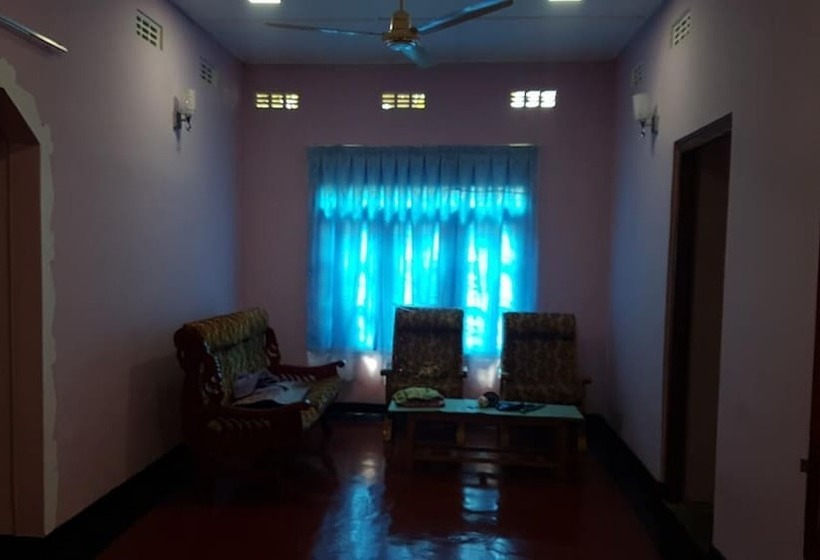 פנסיון Spl Inn