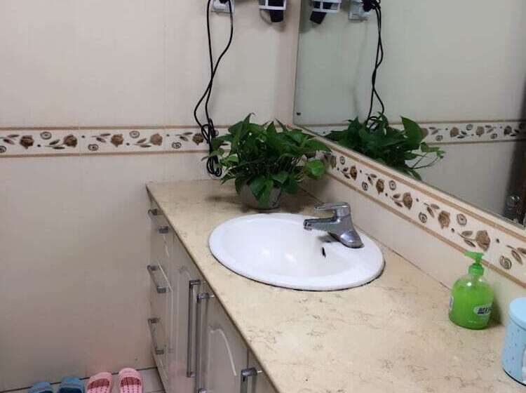 Shanghai Lost International Youth Hostel