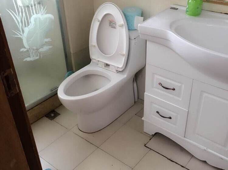 Shanghai Lost International Youth Hostel