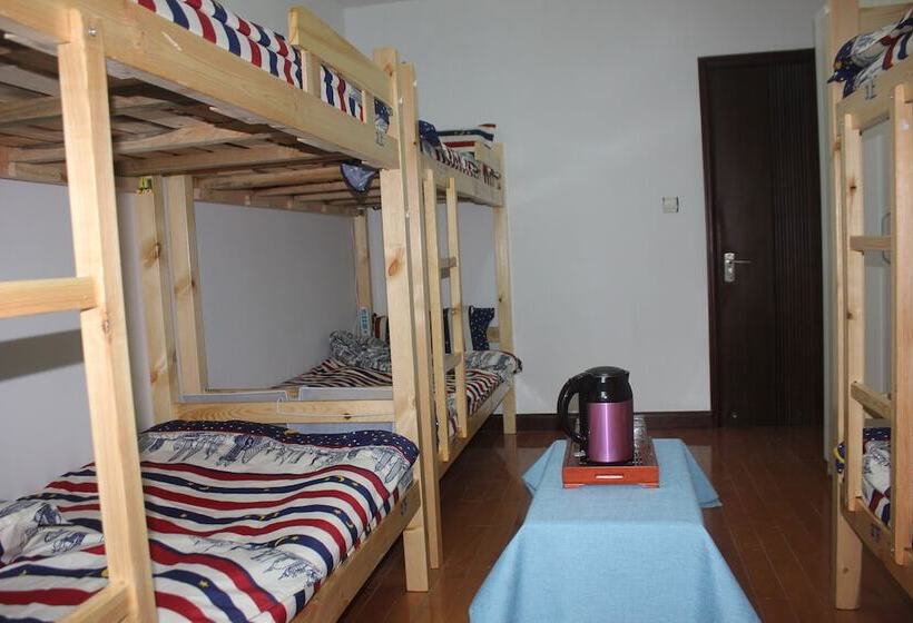 Shanghai Lost International Youth Hostel