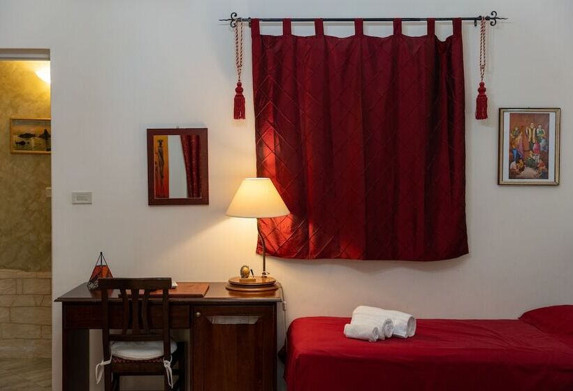 تختخواب و صبحانه Aci Beb