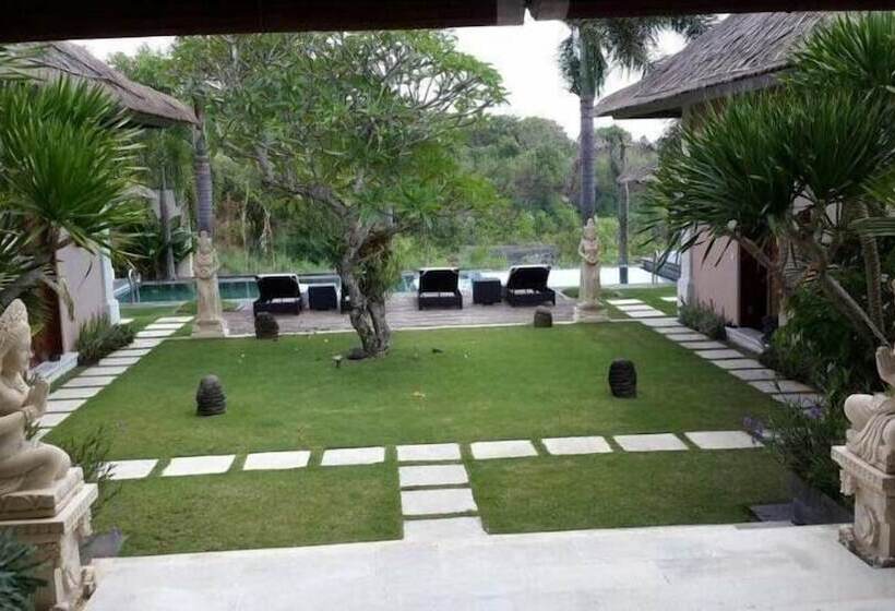 민박 Villa Pasraman Baghawan